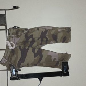 Camouflage baby joggers with pockets